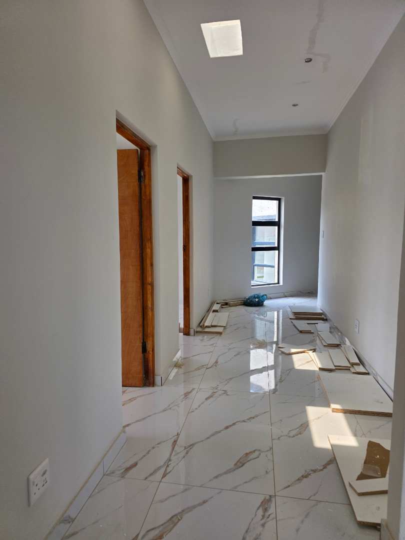 5 Bedroom Property for Sale in Seasons Lifestyle Estate North West